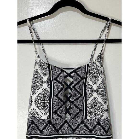 La Blanca Oasis Tile Strappy Back One-Piece Swimsuit White Black Size 14 NWT - Picture 3 of 15